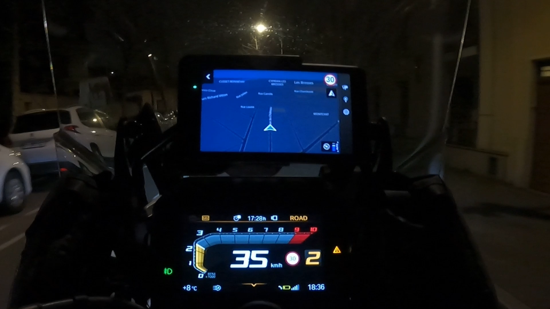 GPS Navigator BMW de nuit
