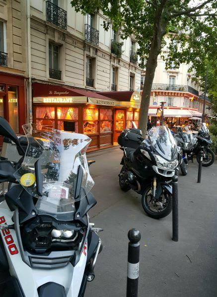 Paris languedoc exterieur moto 2